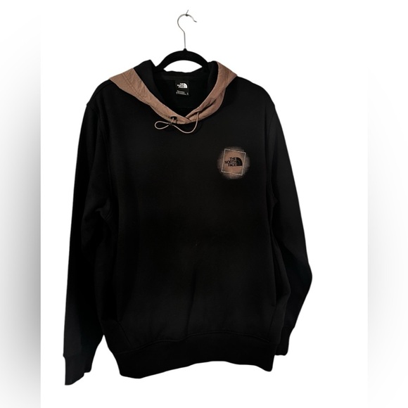 The North Face  Long Sleeved Drawstring Hoodie Size‎ Medium Pockets Warm - Picture 1 of 6